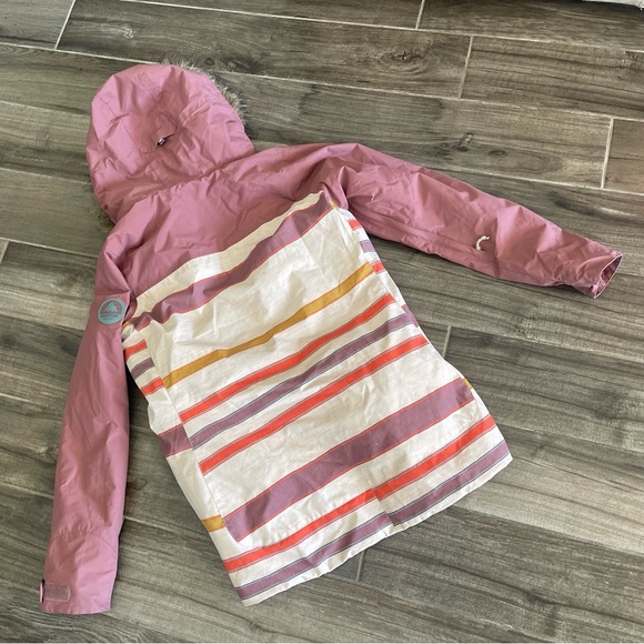 Burton Women’s Winter Snow Jacket - Picture 7 of 7